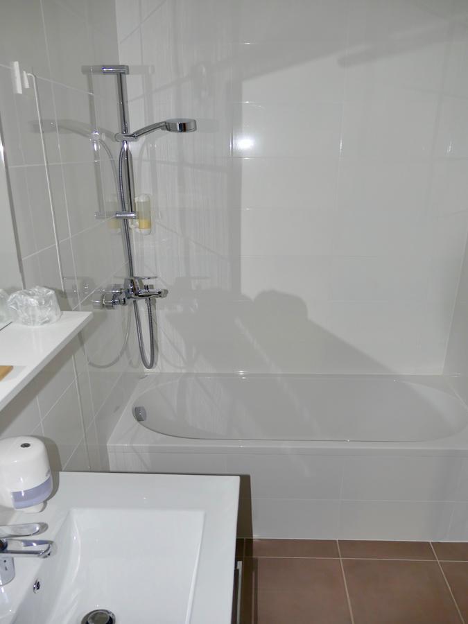 Hotel Lika Jug Brinje Екстер'єр фото